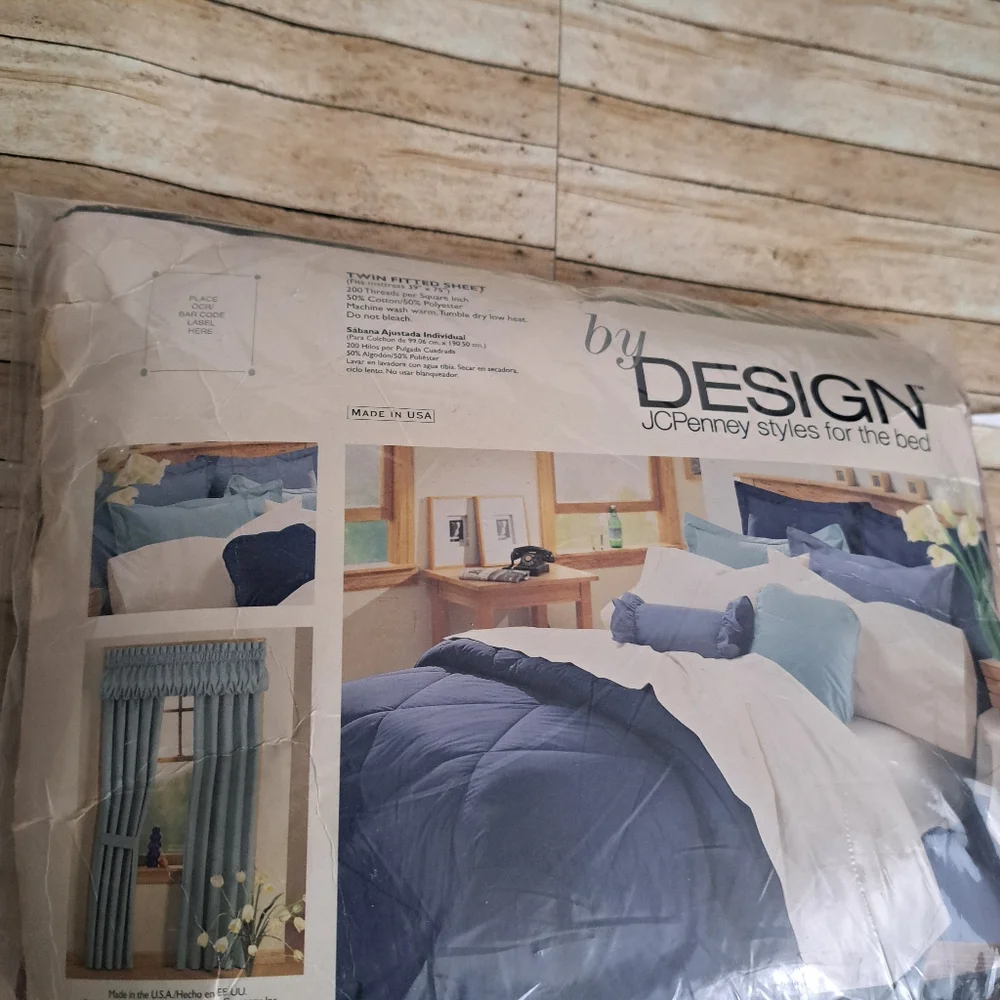 By Design JCPenney Styles For The Bed  200C Burgandy Twin Fitted Sheet
